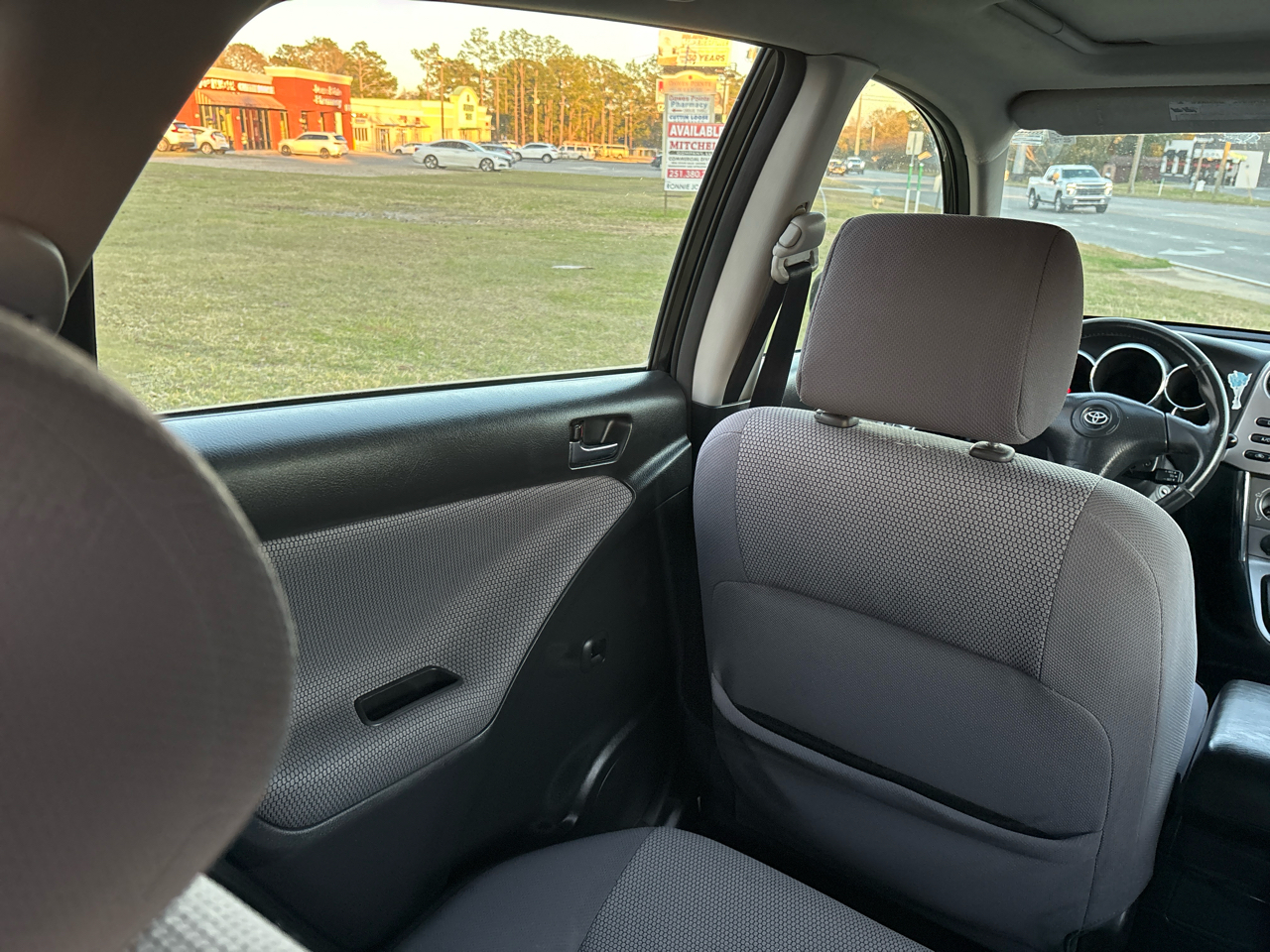 Toyota Matrix 2WD 2006