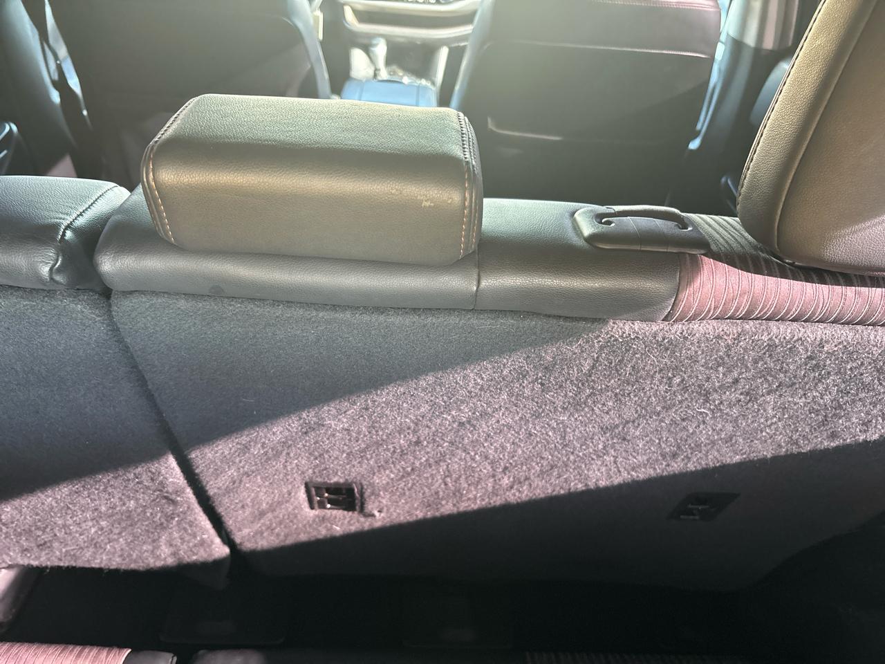 Toyota Highlander LE AWD V6 2015