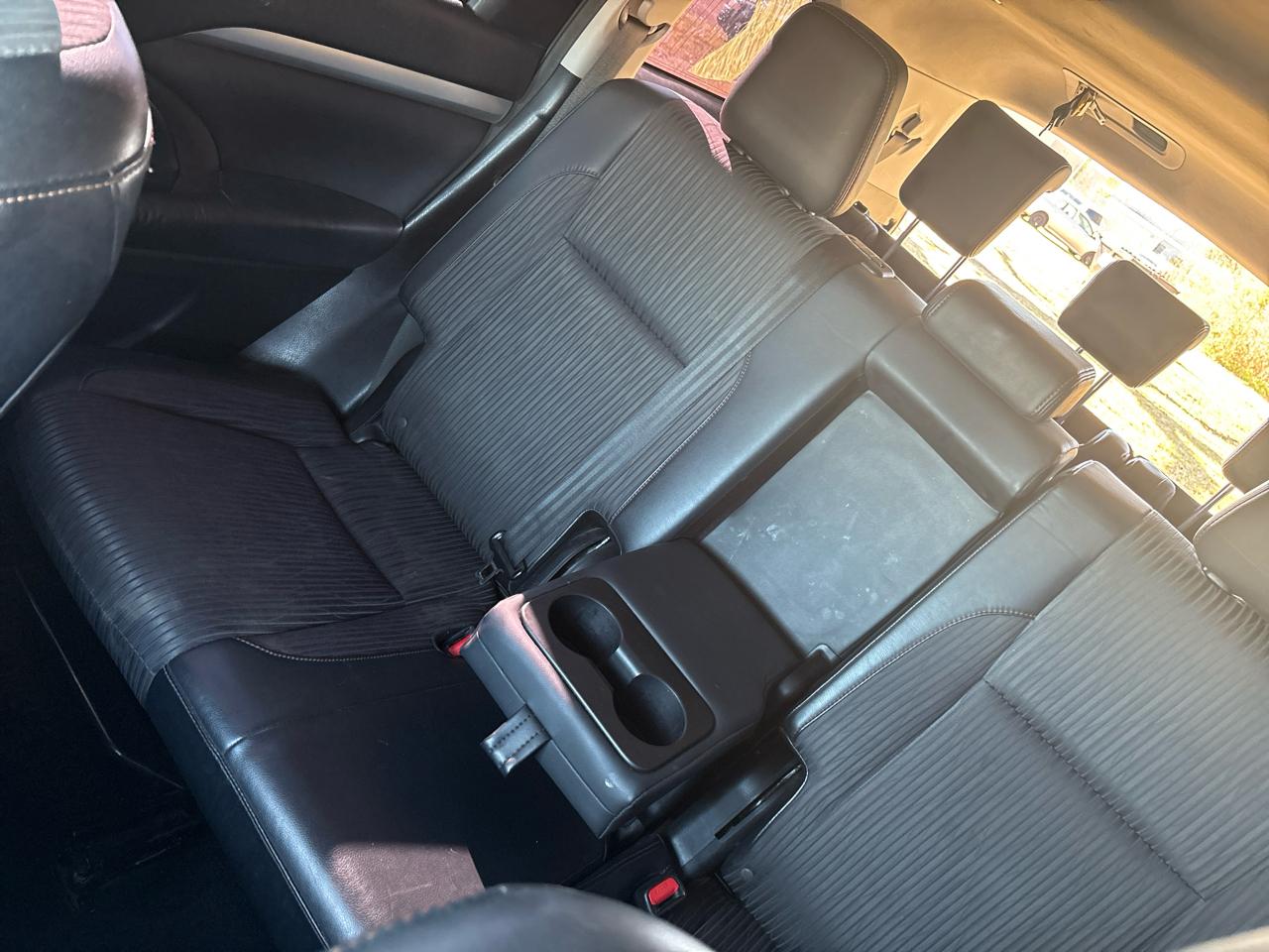 Toyota Highlander LE AWD V6 2015