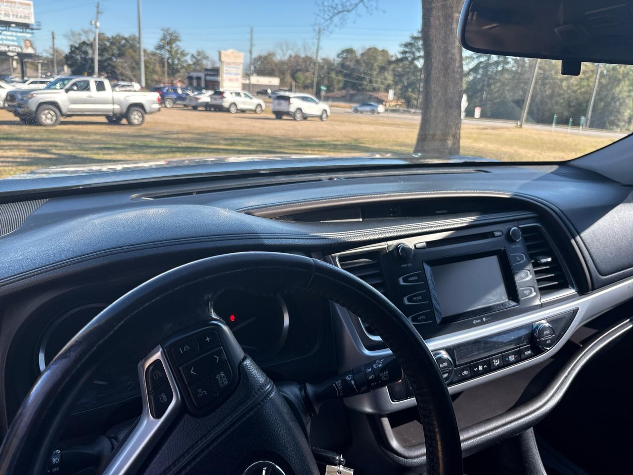 Toyota Highlander LE AWD V6 2015