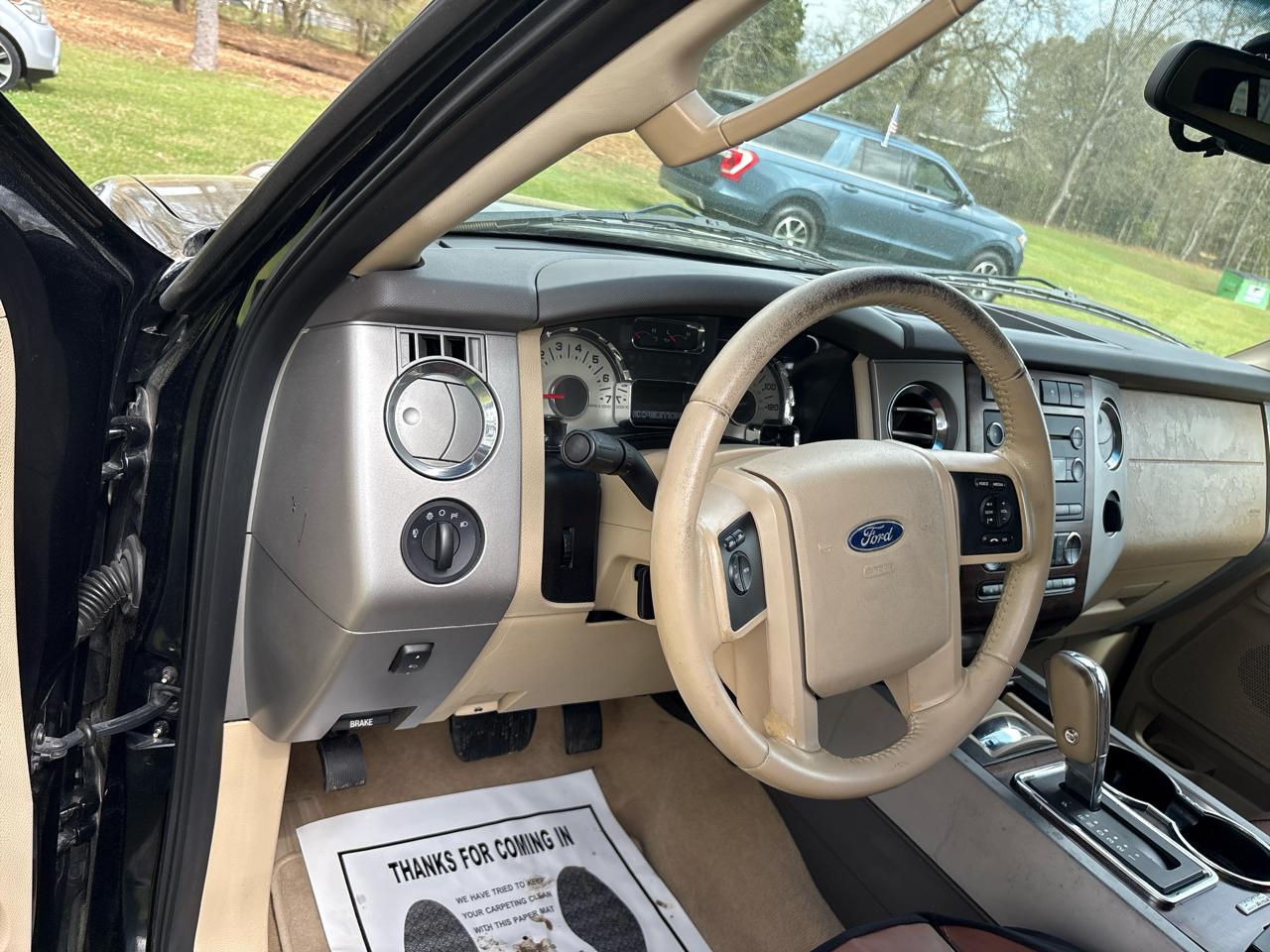 Ford Expedition EL XLT 2011