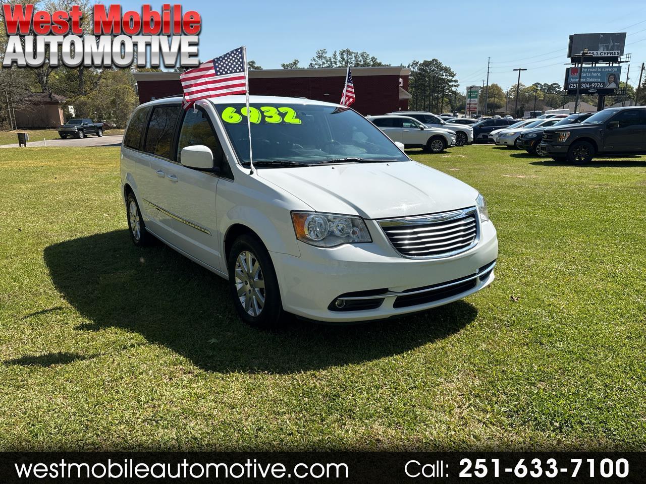 2016 Chrysler Town & Country Touring