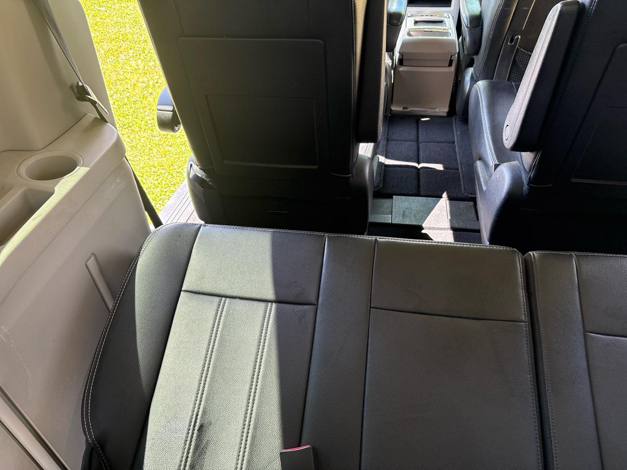 Chrysler Town & Country Touring 2016