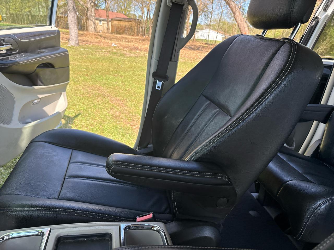 Chrysler Town & Country Touring 2016