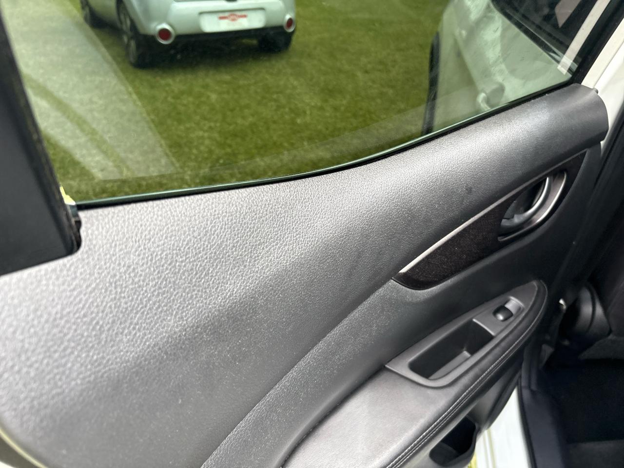 Nissan Rogue Sport S 2019