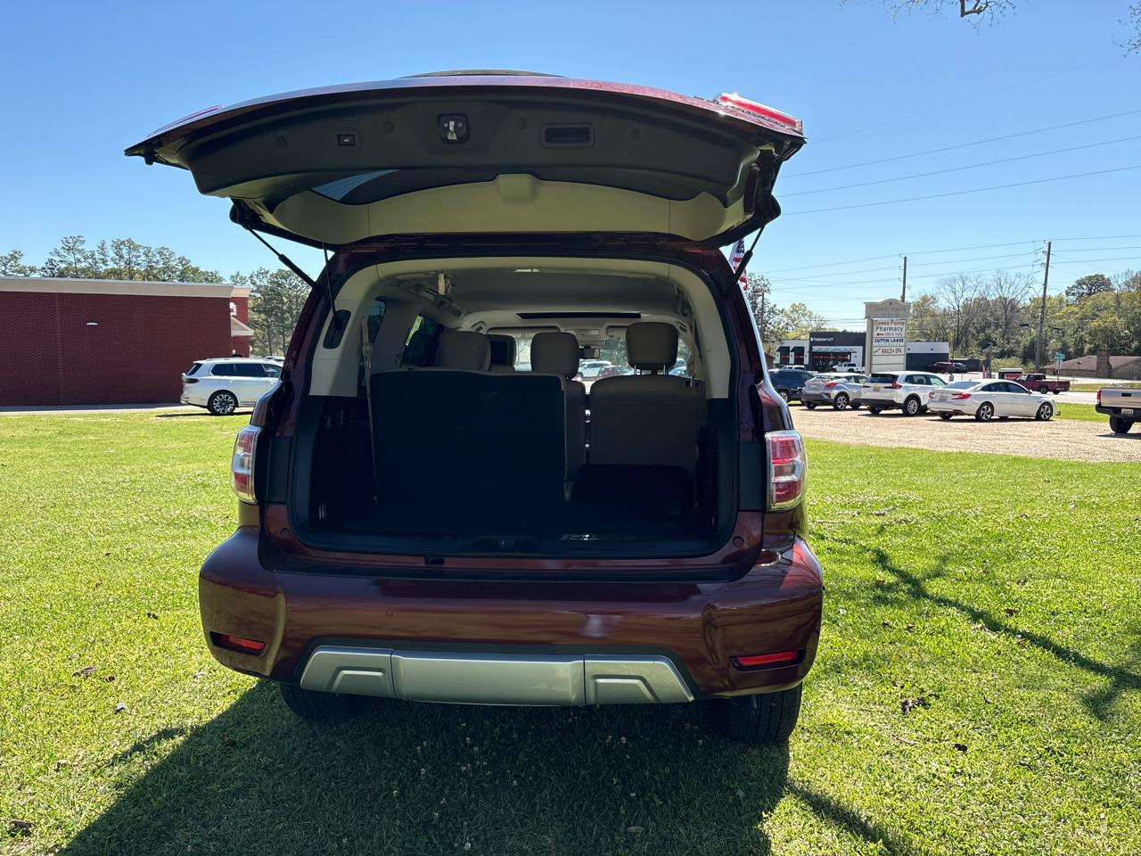 Nissan Armada Platinum 2018