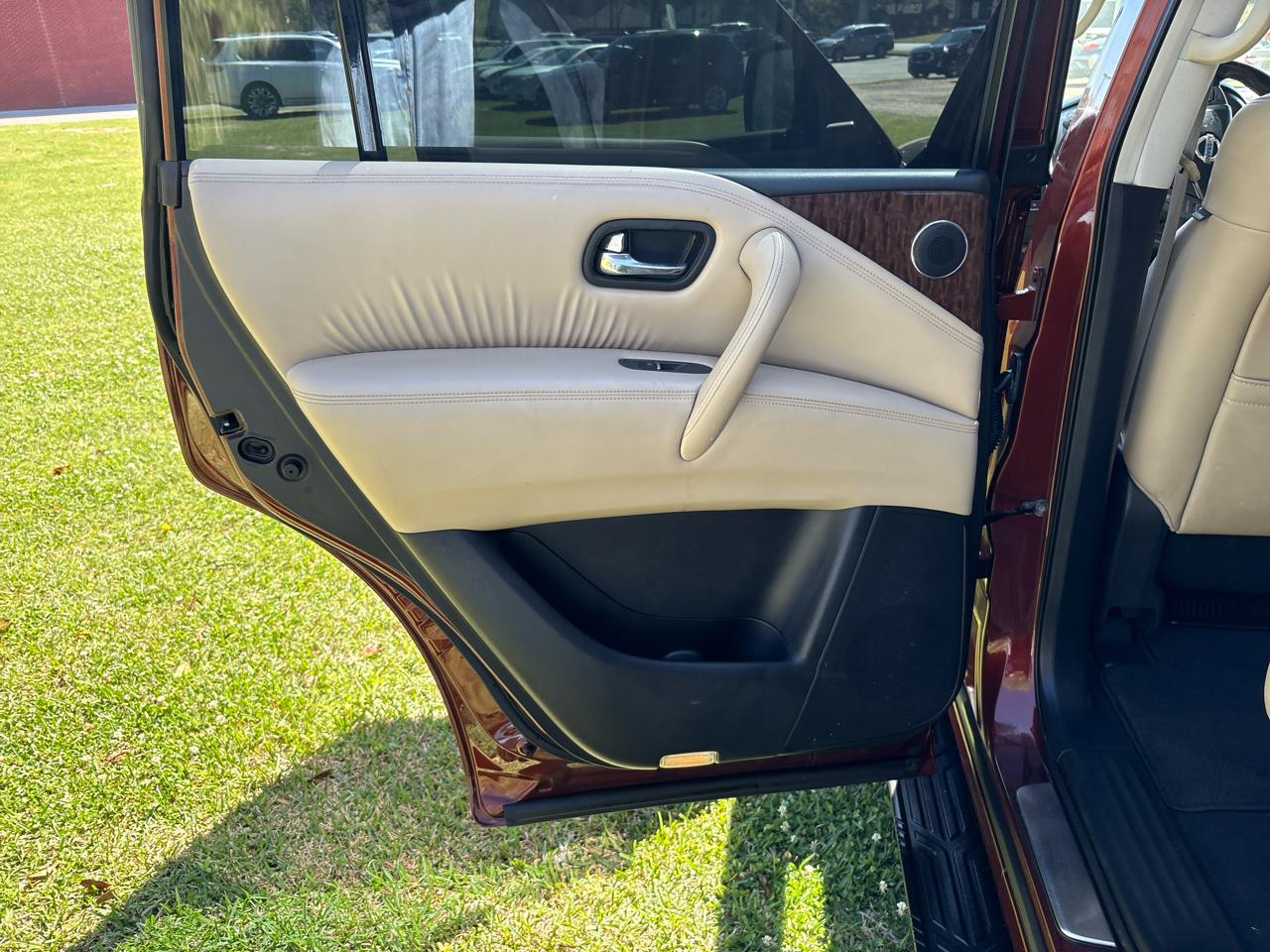 Nissan Armada Platinum 2018