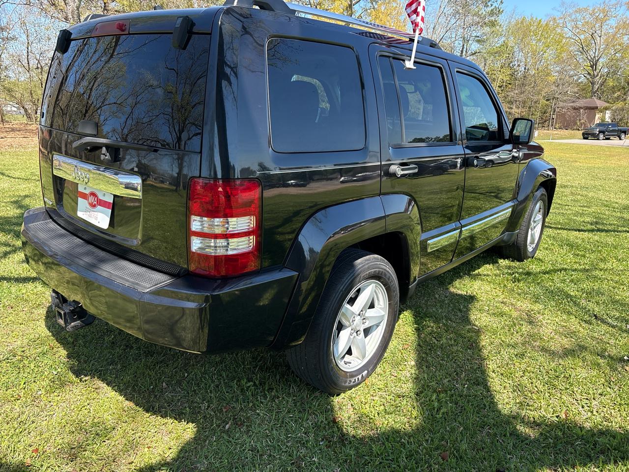 Jeep Liberty Limited 2WD 2012