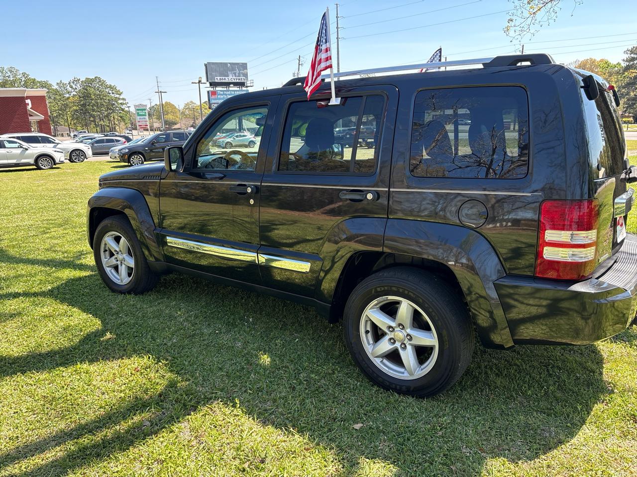 Jeep Liberty Limited 2WD 2012