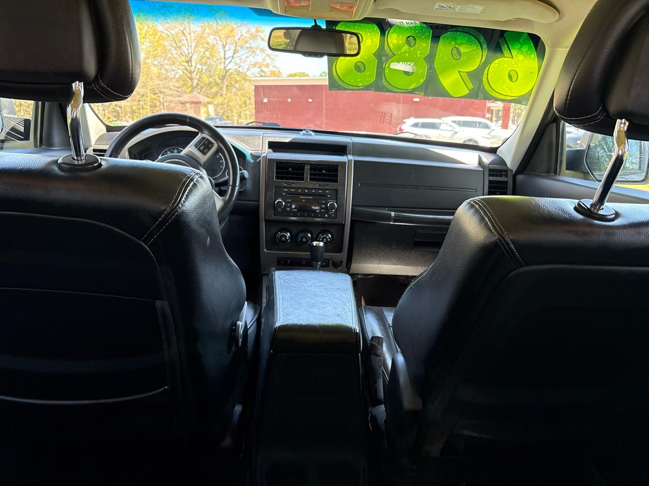 Jeep Liberty Limited 2WD 2012