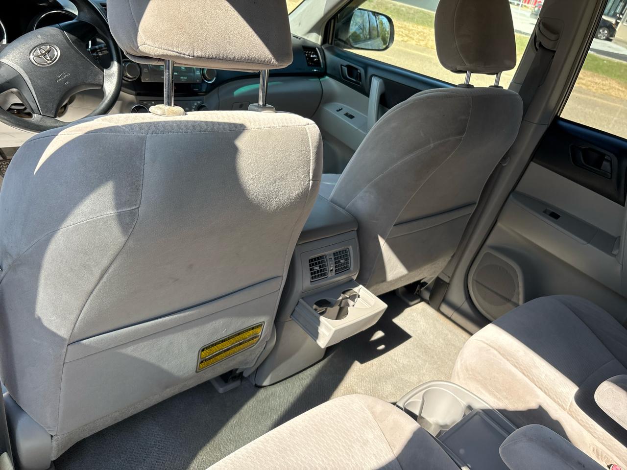 Toyota Highlander FWD 4dr I4 (Natl) 2008