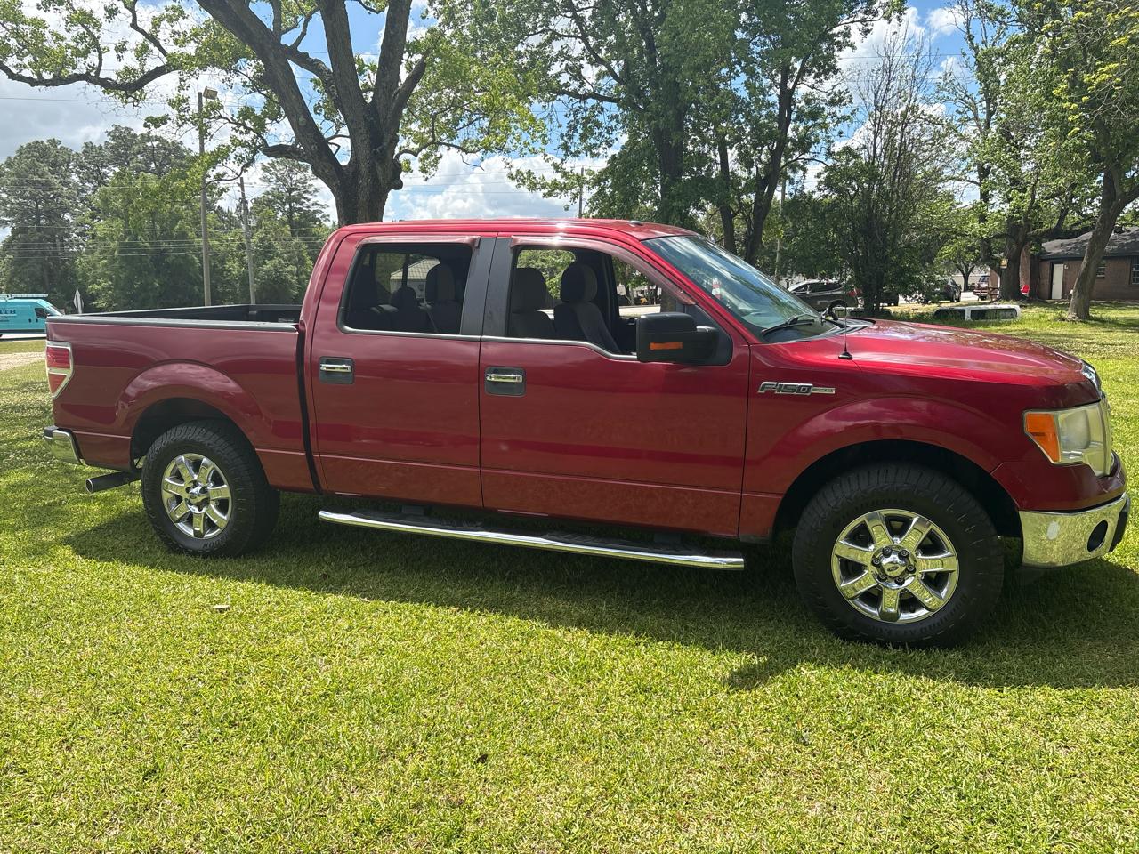 Ford F-150 XLT SuperCrew 5.5-ft. Bed 2WD 2013