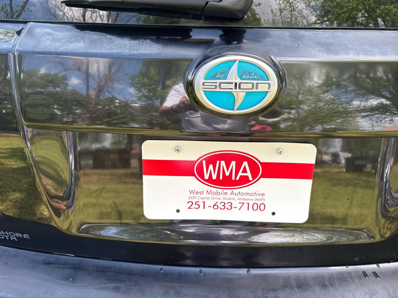 Scion xD 5-Door Hatchback 4-Spd AT 2011