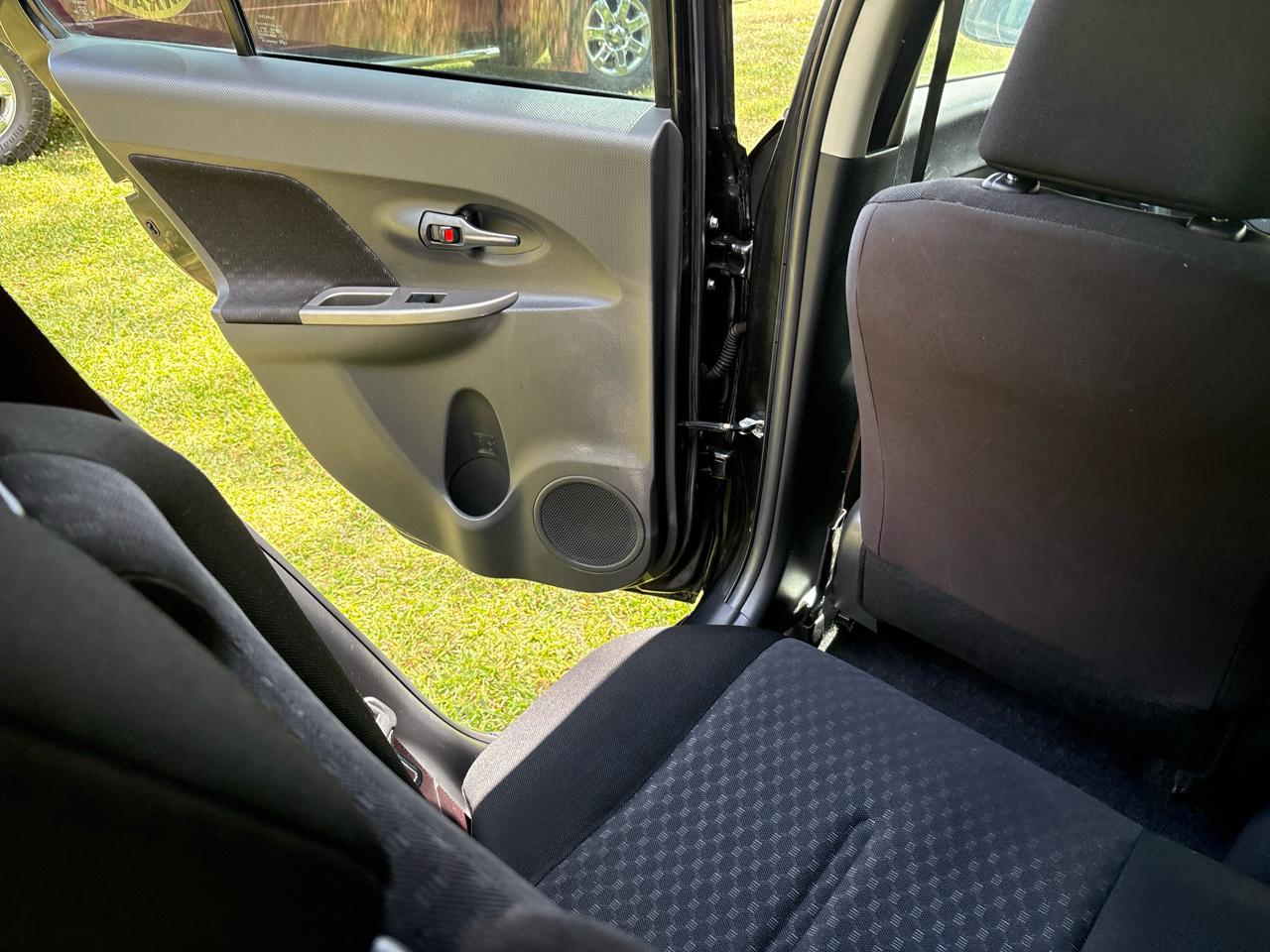 Scion xD 5-Door Hatchback 4-Spd AT 2011