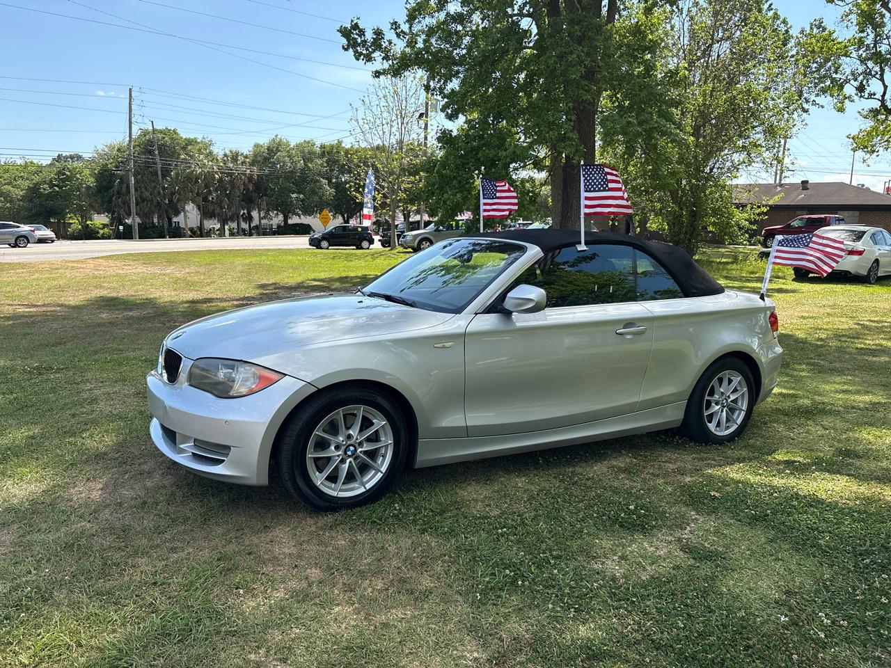 BMW 1-Series 128i Convertible 2011