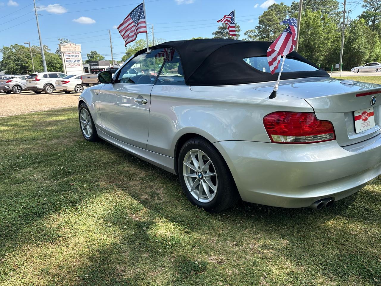 BMW 1-Series 128i Convertible 2011