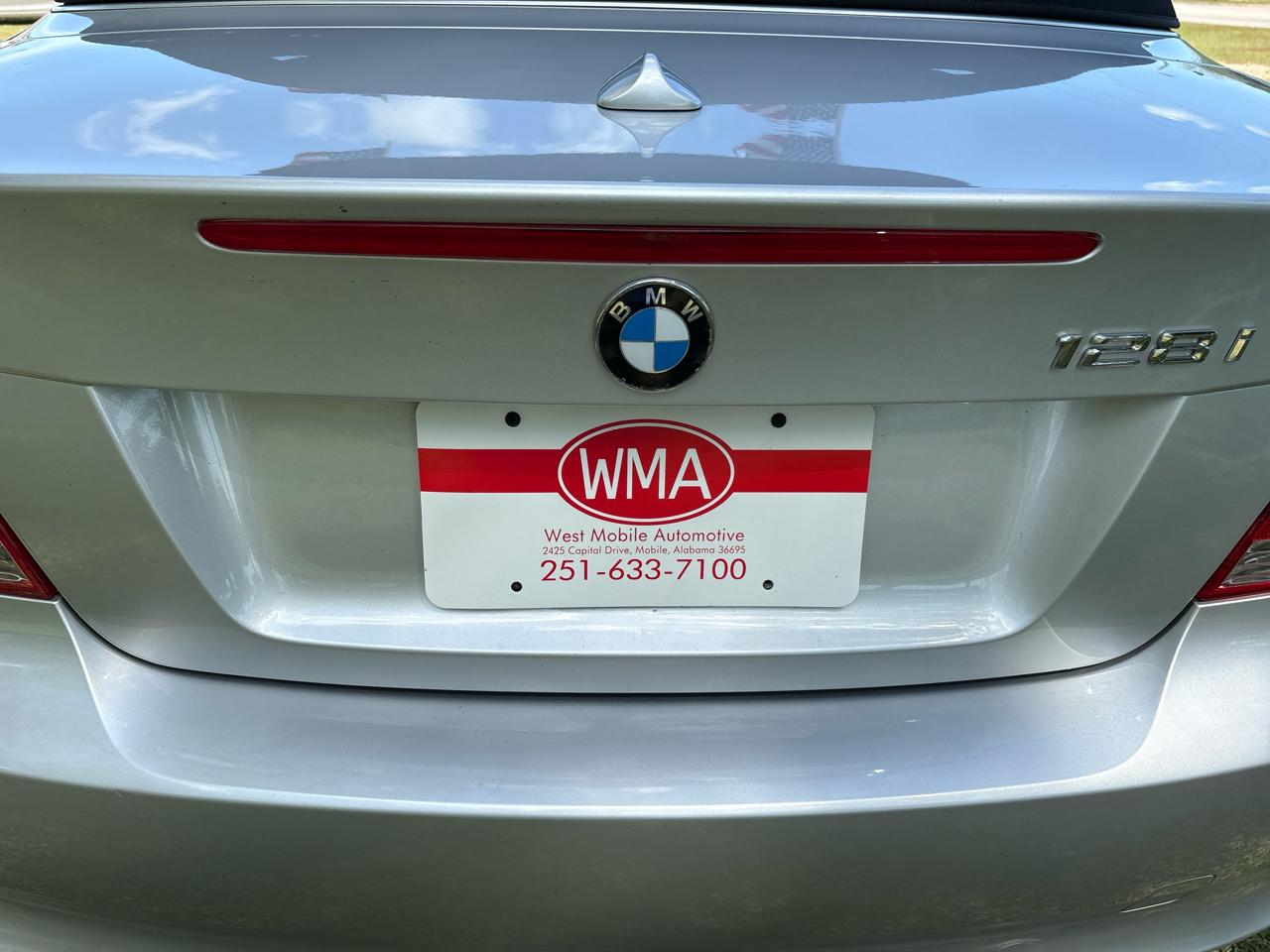 BMW 1-Series 128i Convertible 2011