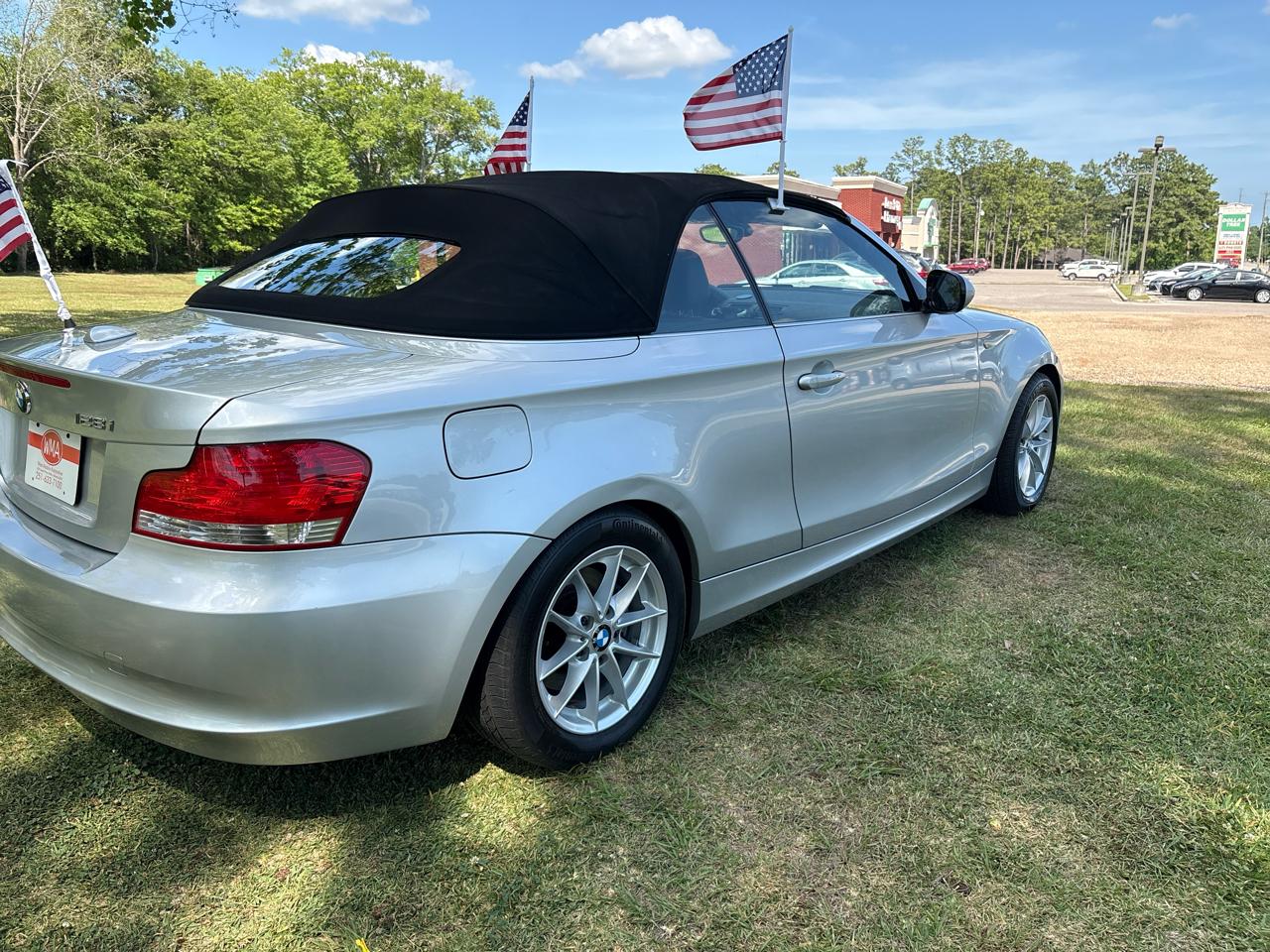 BMW 1-Series 128i Convertible 2011
