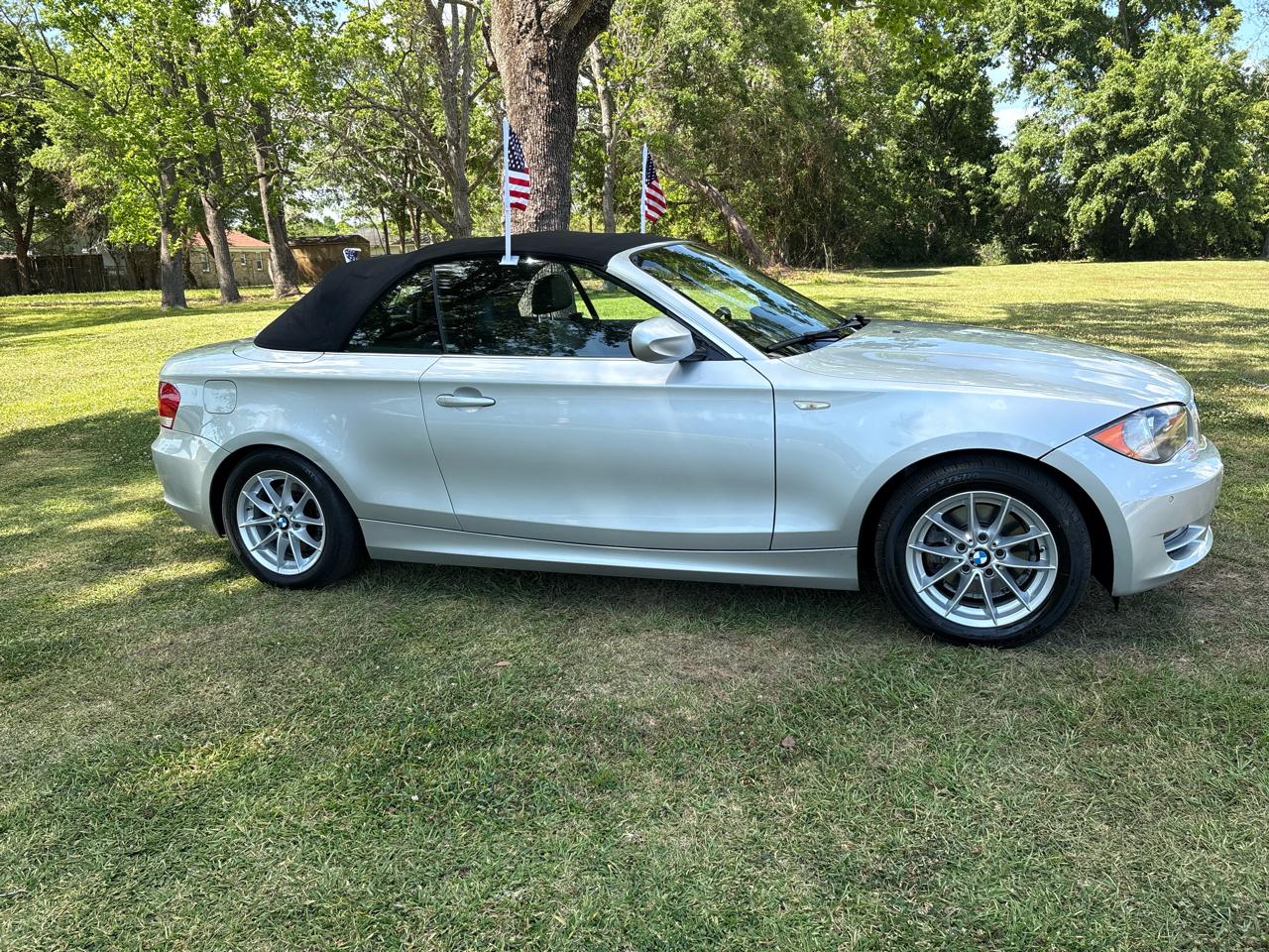 BMW 1-Series 128i Convertible 2011