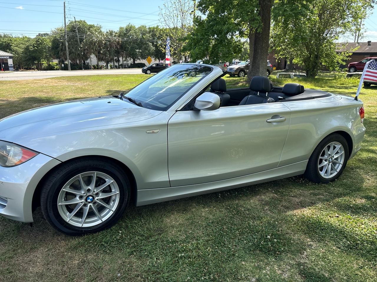 BMW 1-Series 128i Convertible 2011
