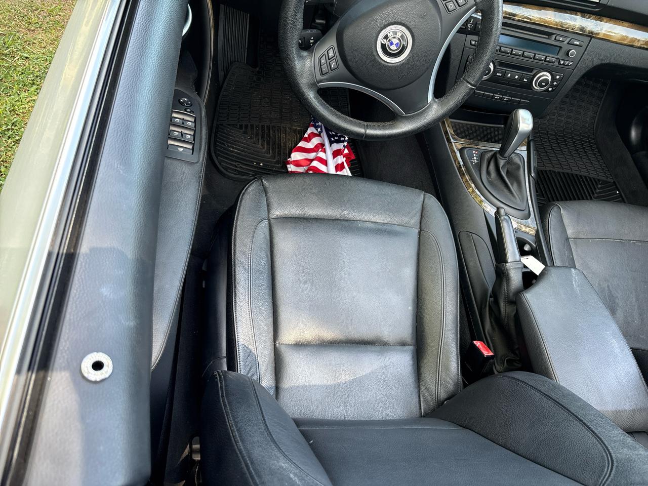 BMW 1-Series 128i Convertible 2011