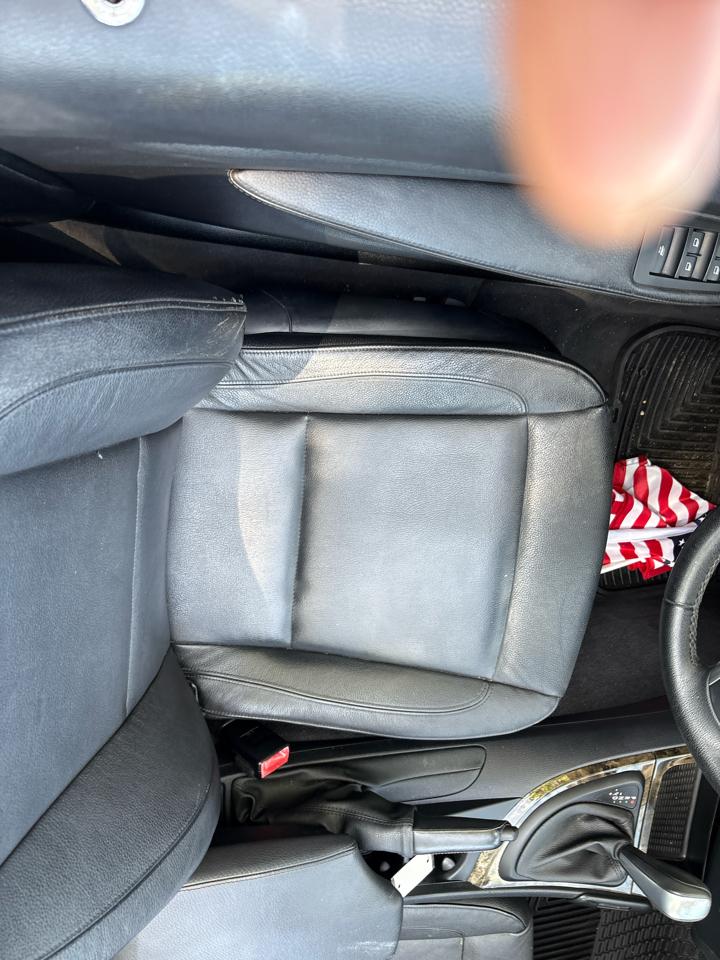 BMW 1-Series 128i Convertible 2011