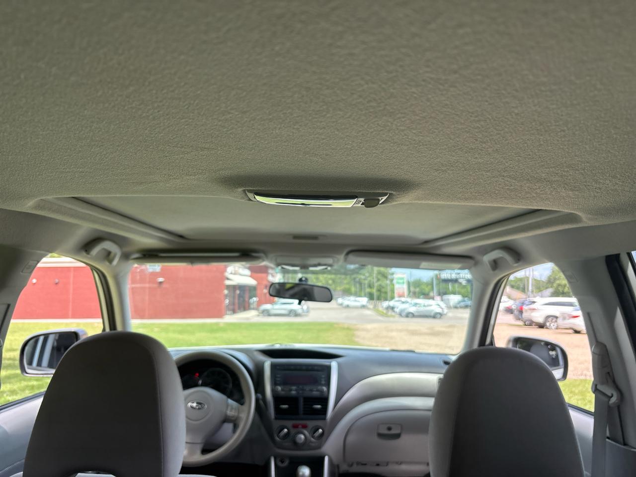 Subaru Forester X Premium 4D SUV 2010