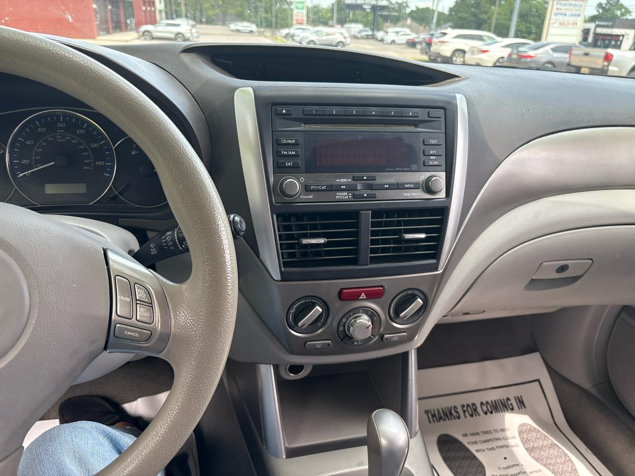 Subaru Forester X Premium 4D SUV 2010