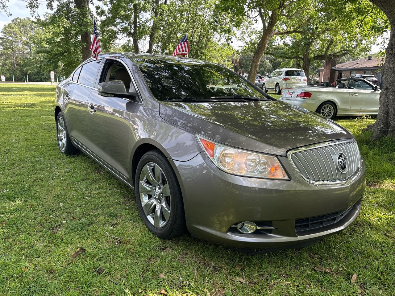 Buick Enclave Leather 4D SUV FWD 2012