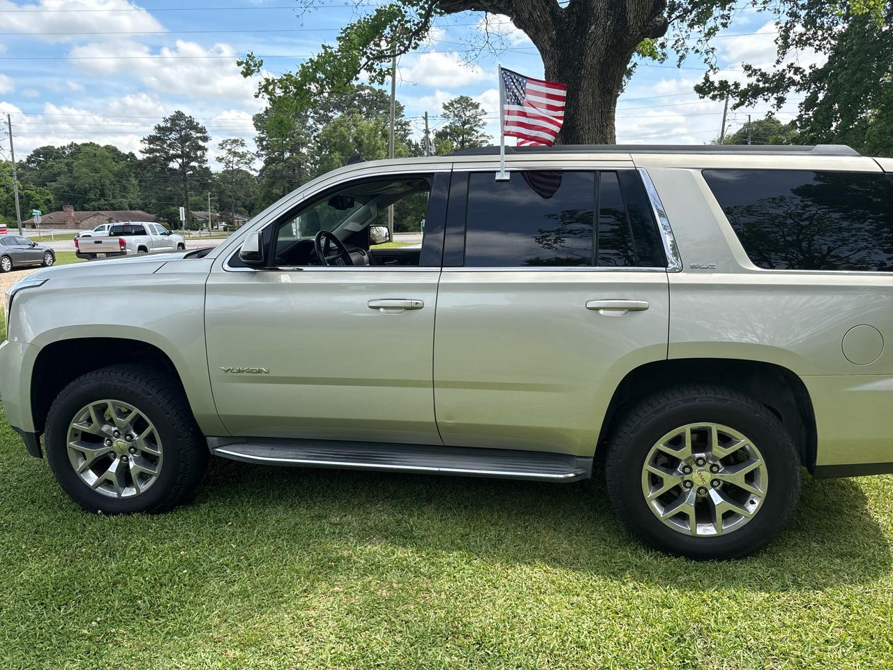GMC Yukon SLE 2WD 2015
