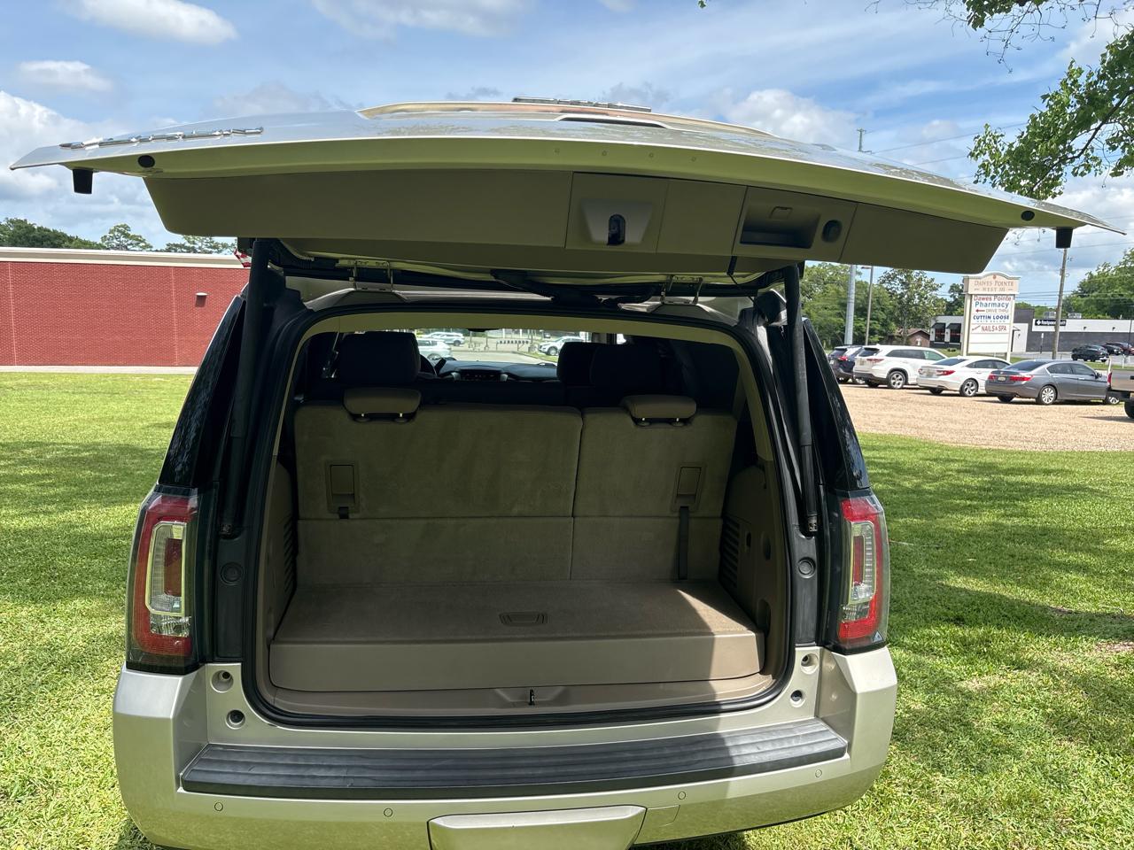 GMC Yukon SLE 2WD 2015