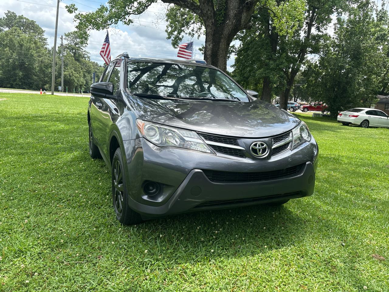 Toyota RAV4 LE FWD 2014