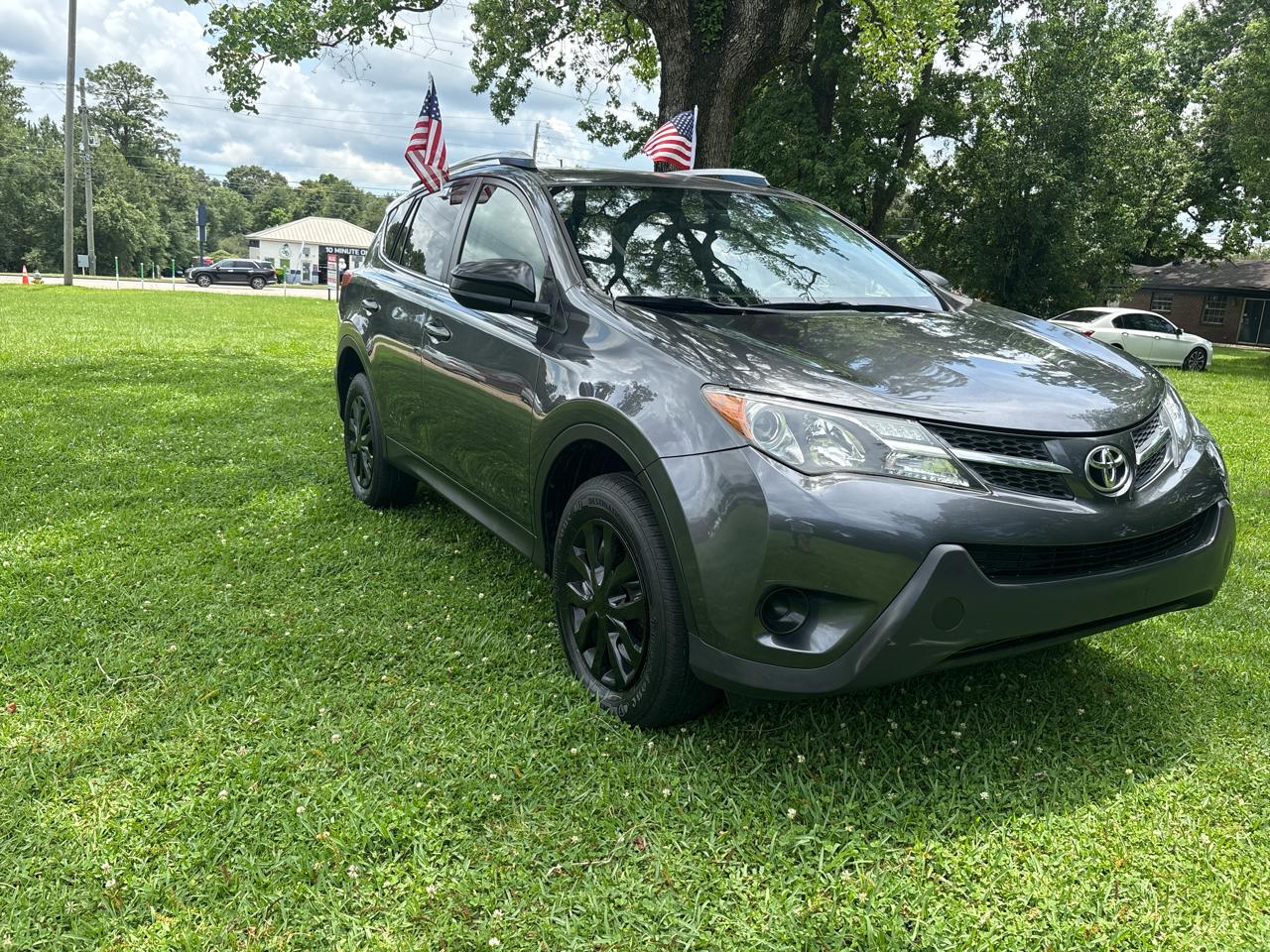 Toyota RAV4 LE FWD 2014