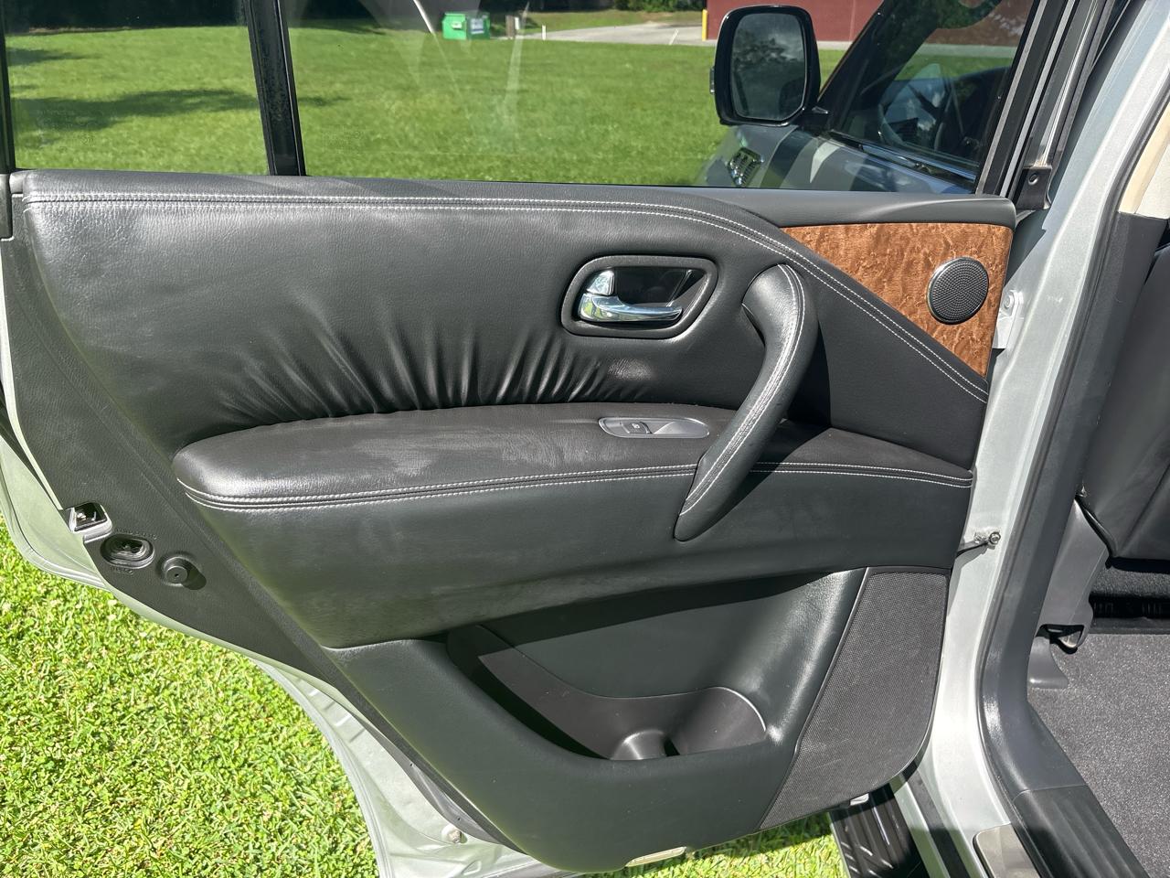 Infiniti QX80 2WD 4dr 2016