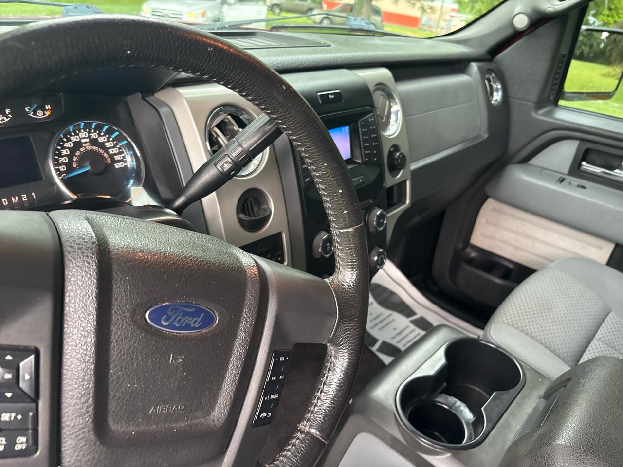 Ford F-150 XLT SuperCrew 5.5-ft. Bed 2WD 2013