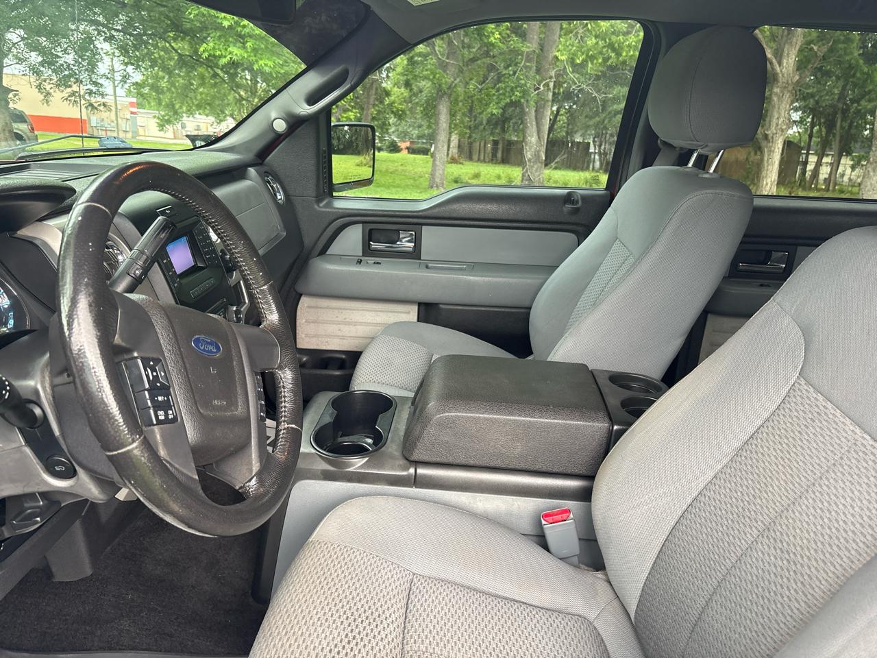 Ford F-150 XLT SuperCrew 5.5-ft. Bed 2WD 2013