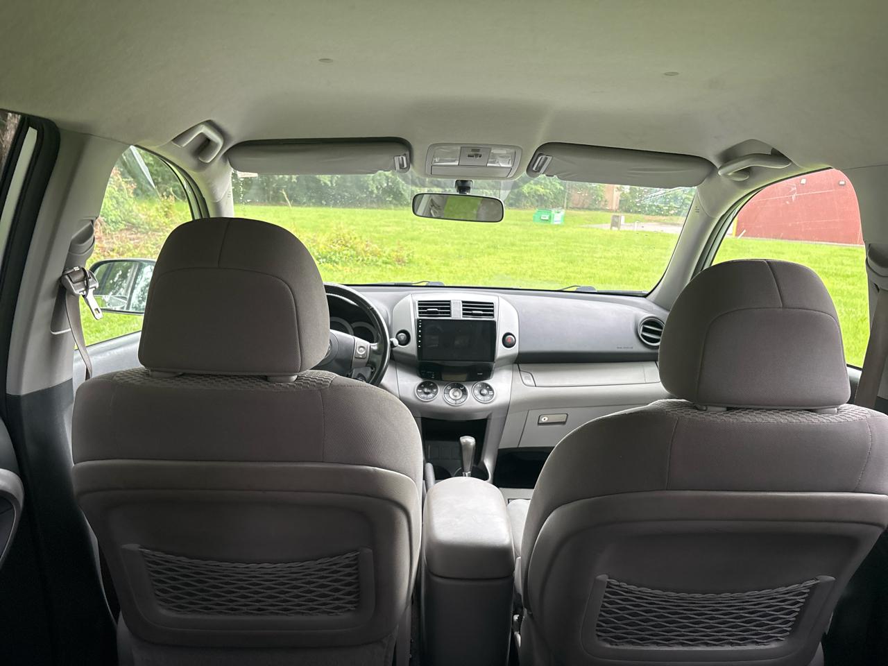 Toyota RAV4 Limited I4 2WD 2007