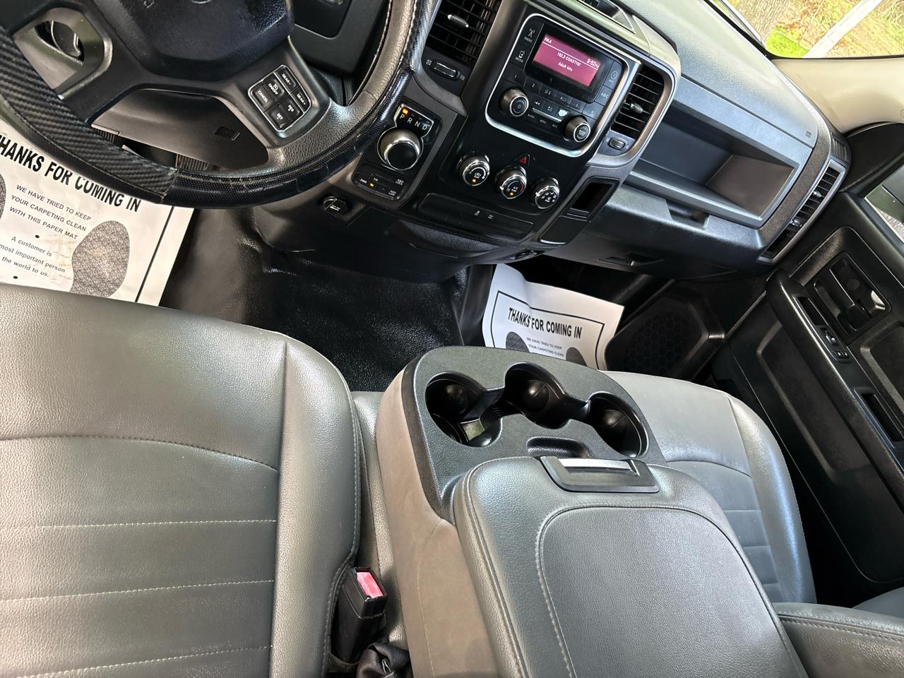 RAM 1500 Tradesman Quad Cab 4WD 2018