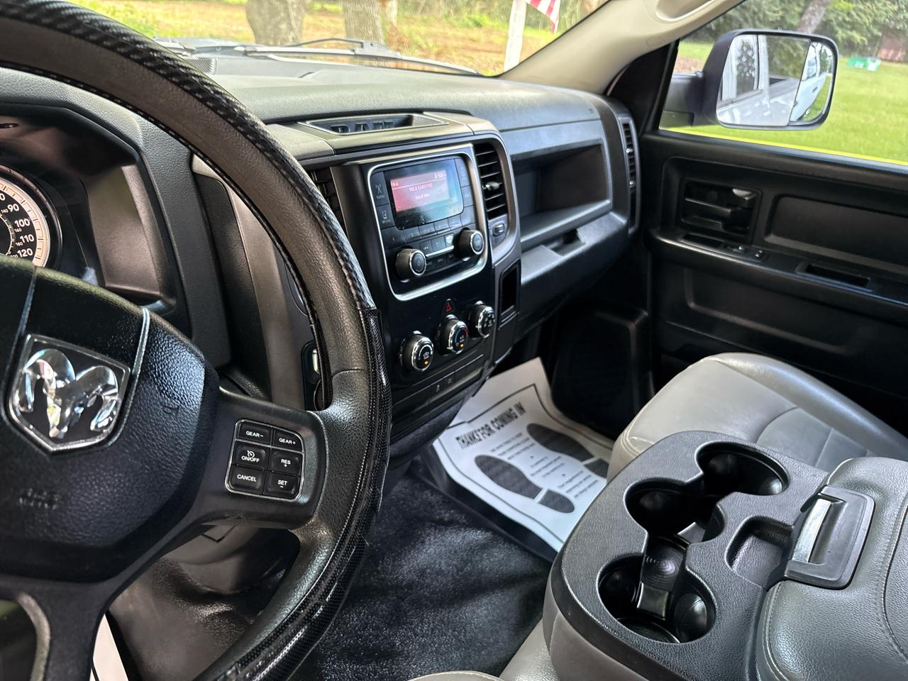 RAM 1500 Tradesman Quad Cab 4WD 2018