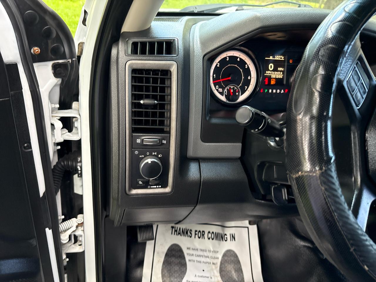 RAM 1500 Tradesman Quad Cab 4WD 2018