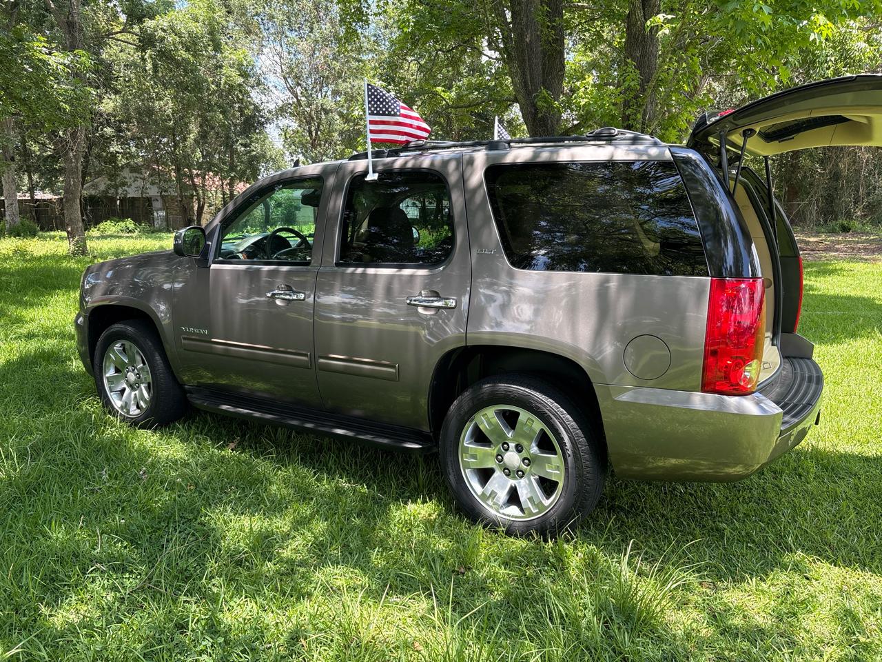 GMC Yukon SLT-2 2WD 2012