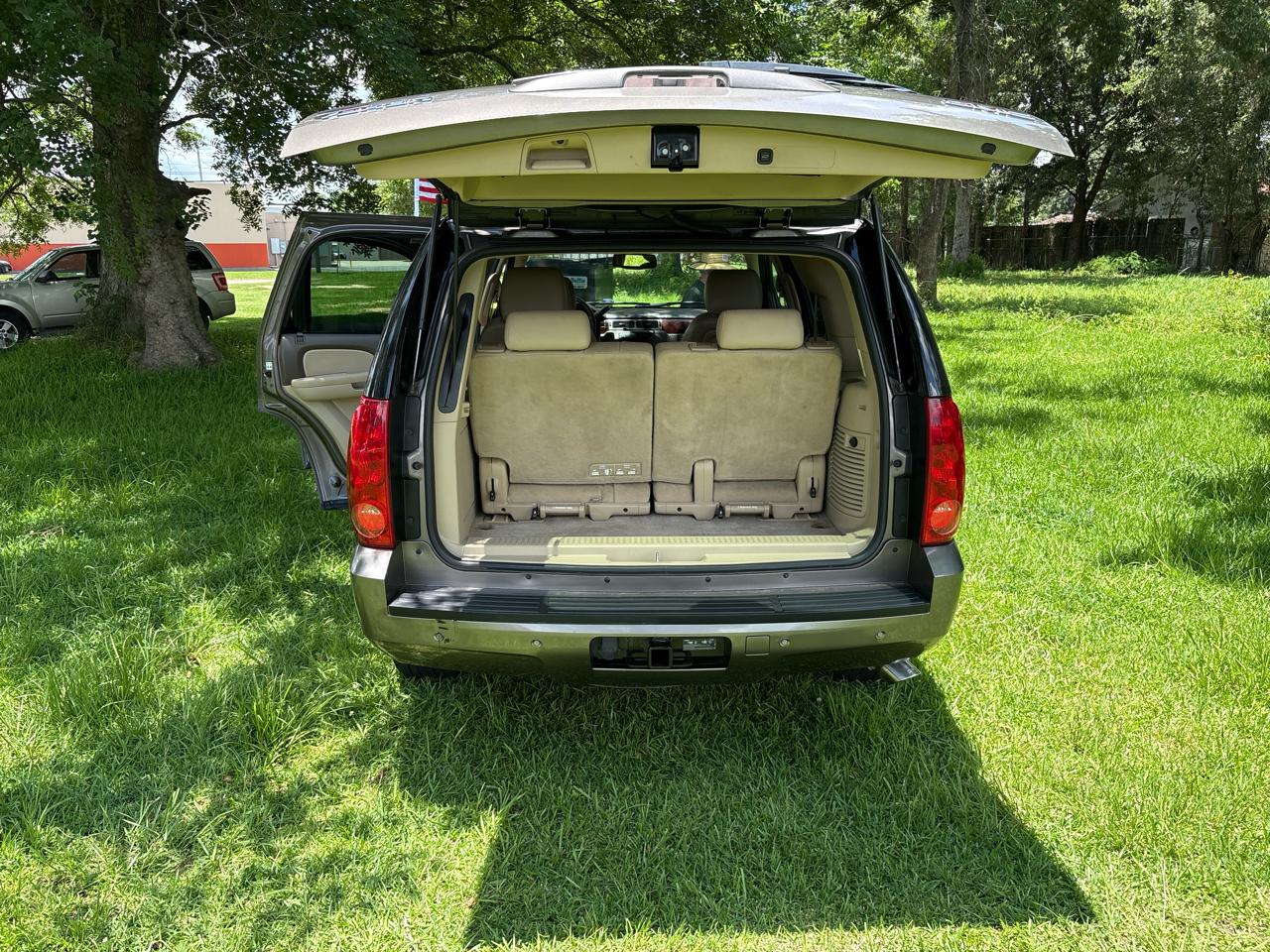 GMC Yukon SLT-2 2WD 2012