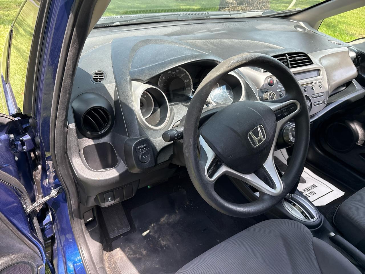 Honda Fit 5-Speed AT 2013