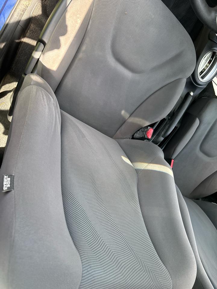 Honda Fit 5-Speed AT 2013