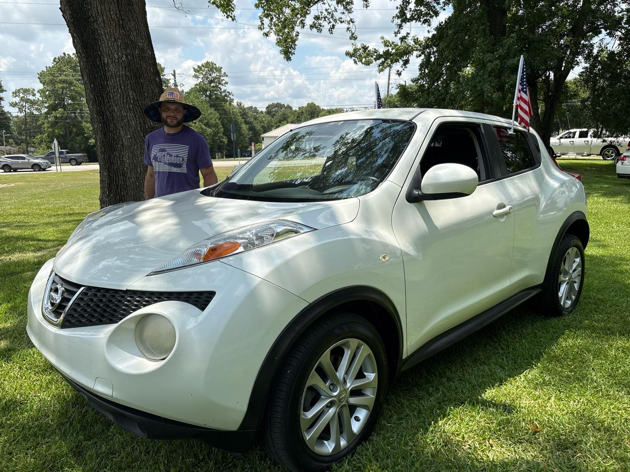 Nissan Juke S FWD 2013