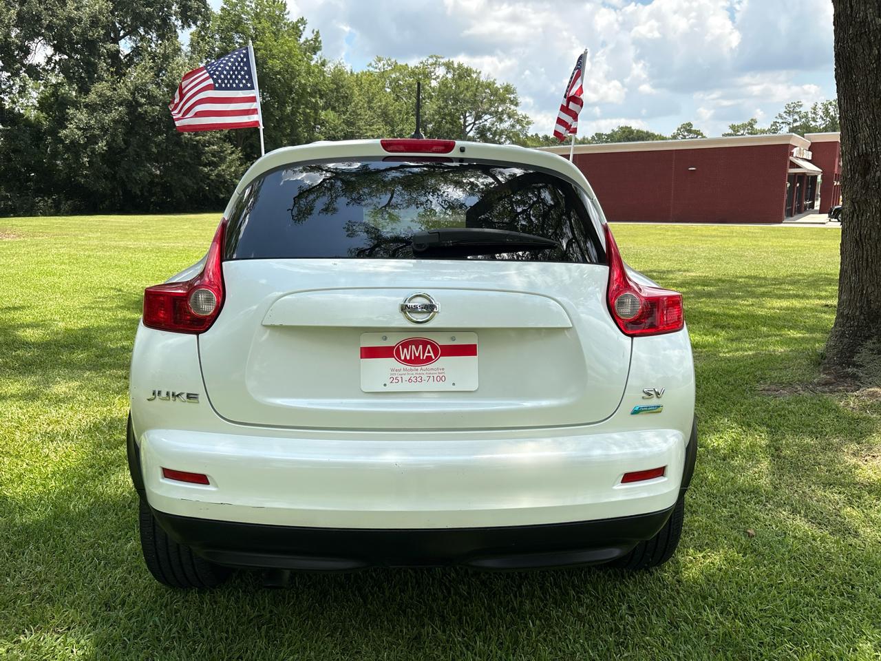 Nissan Juke S FWD 2013