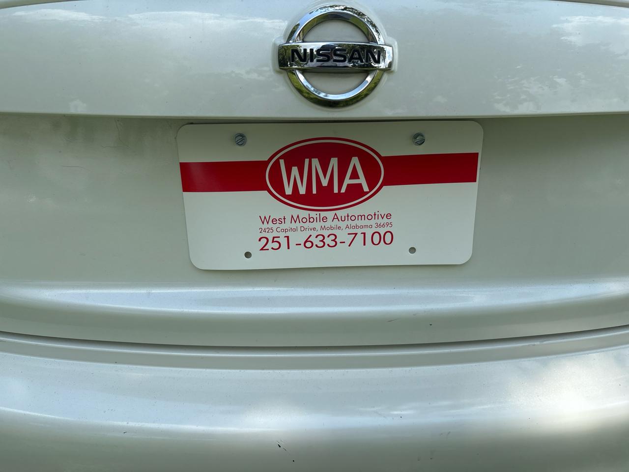 Nissan Juke S FWD 2013