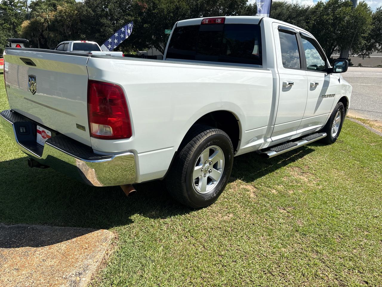RAM 1500 SLT Quad Cab 2WD 2012