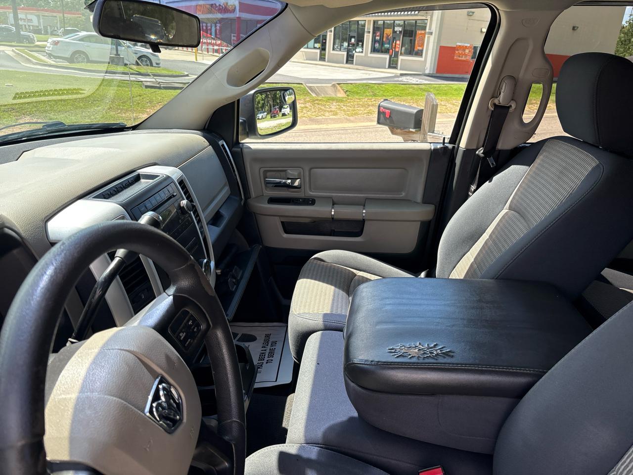 RAM 1500 SLT Quad Cab 2WD 2012