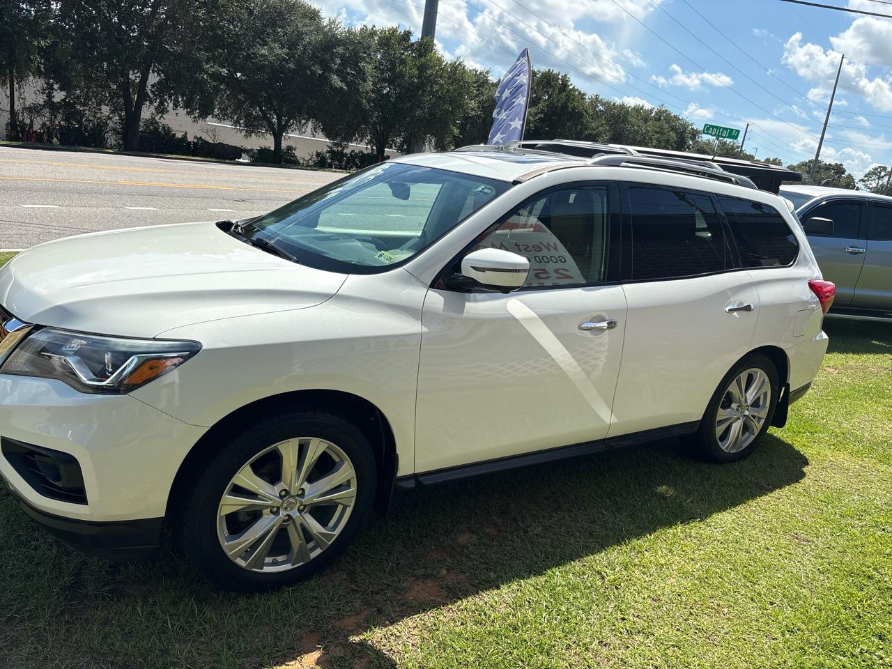 Nissan Pathfinder SL 2WD 2018